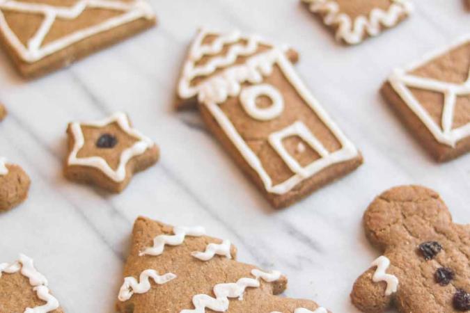 Iced holiday ginger cookies