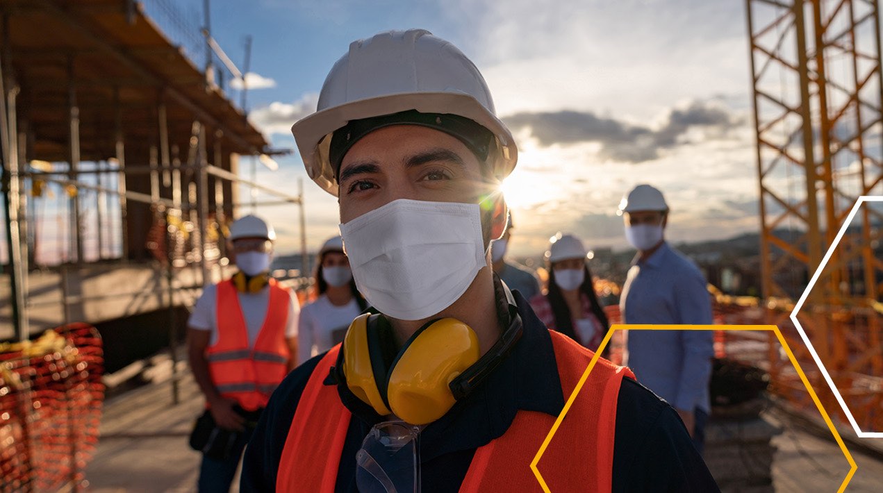 Construction worker in a mask